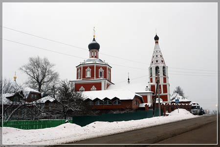 Никольский храм в селе Озерецком