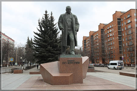 Памятник С.П.Королёву
